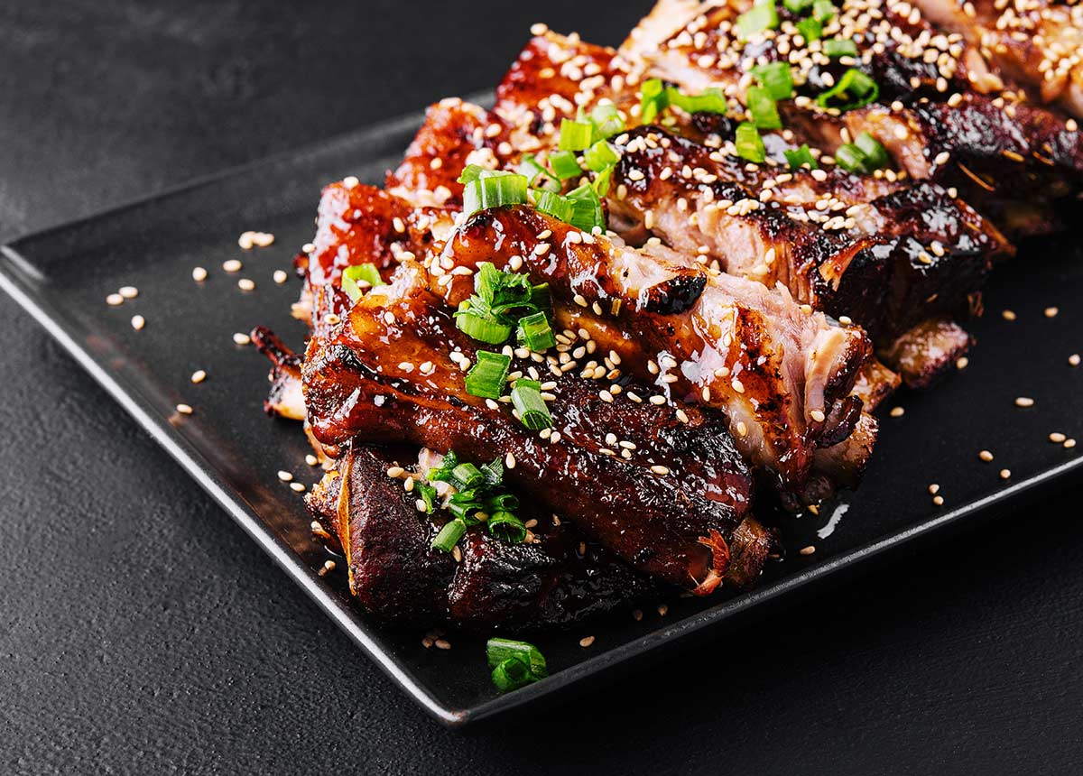 Asiatiska revbensspjäll char siu