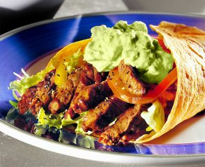 Burritos med krämig avokadosalsa