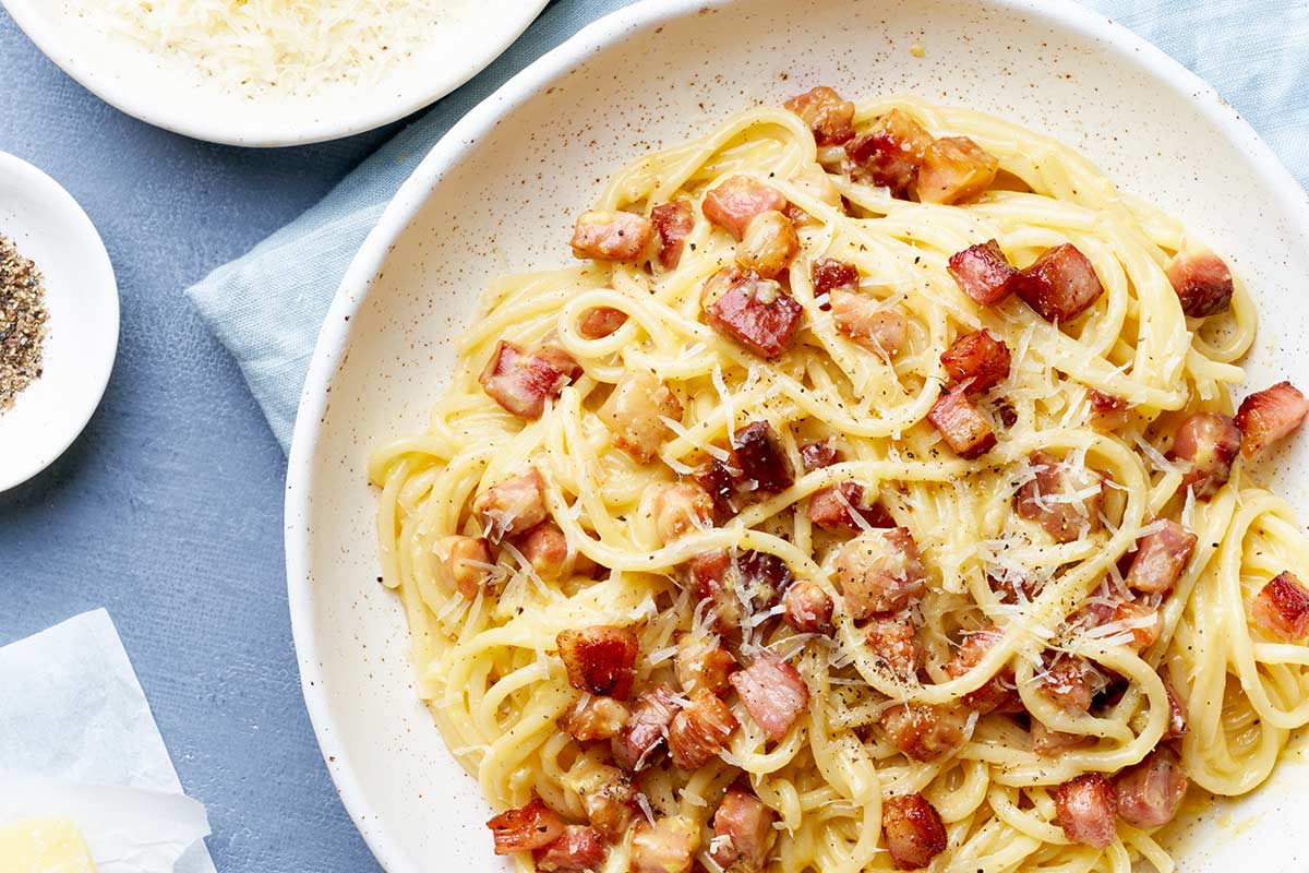 Pasta Carbonara på rökt picnicbog