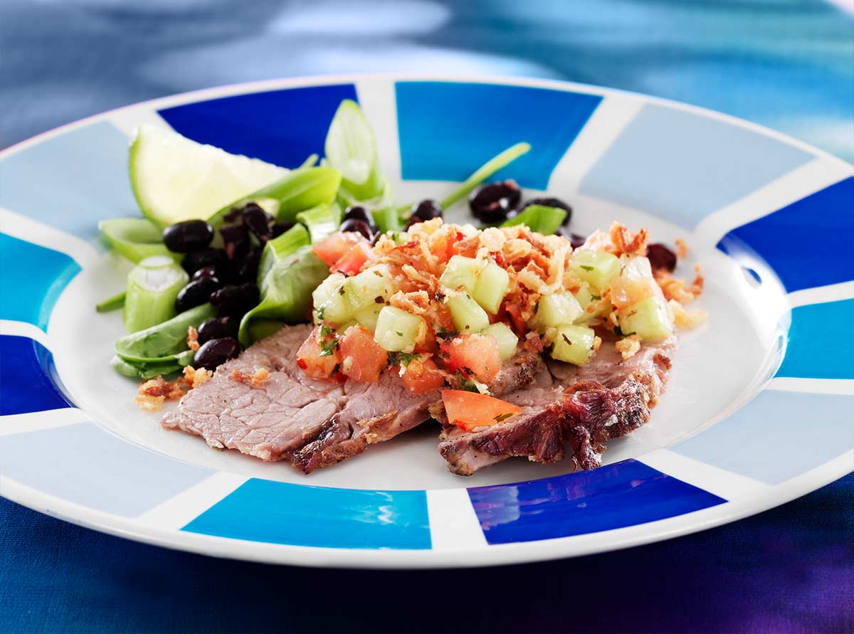 Långbakad fläskkarré med syrlig salsa