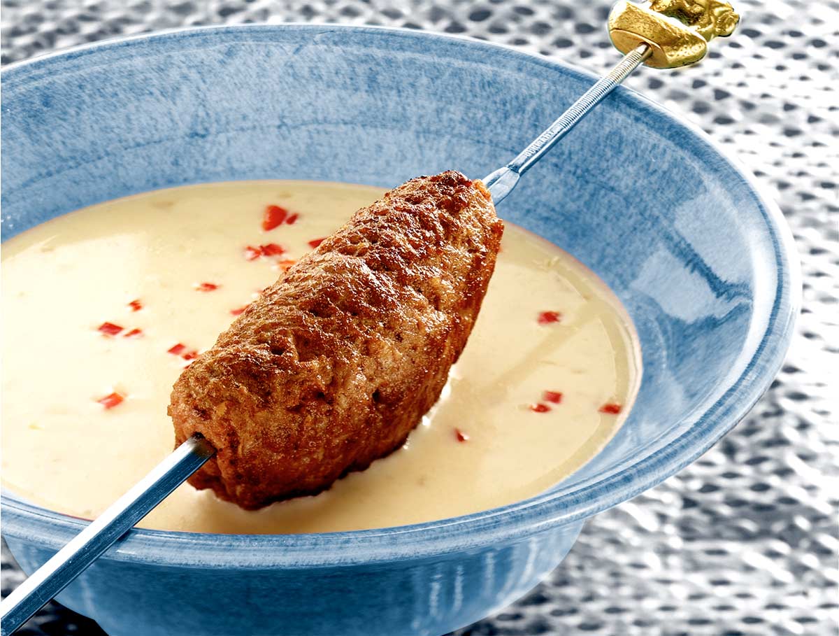 Vitlökssoppa med lammfärsspett