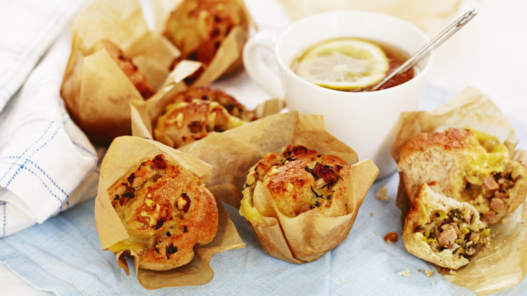 Matsäcksbullar med skinkfyllning