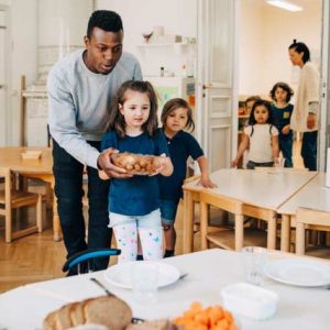 Vad behöver barn och unga äta?